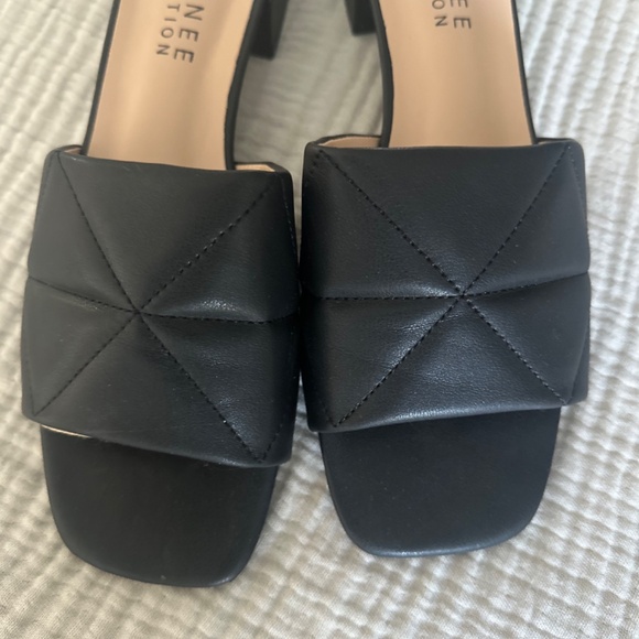 Journee Collection Elidia Slip On Block Heel Black Vegan Leather Sandals Size 9 - Picture 5 of 6